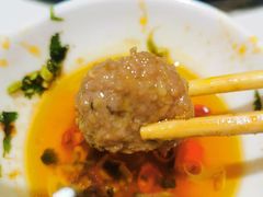 -嘎琉鲜切牛肉自助火锅