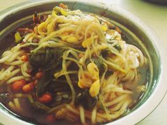 -灵山卢梅燕粉店