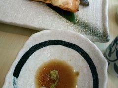 定食内烤三文鱼-有喜屋·深夜食堂(北京西路店)