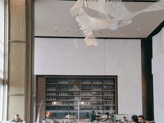 -深圳国际会展中心希尔顿酒店(前海华发冰雪世界店)