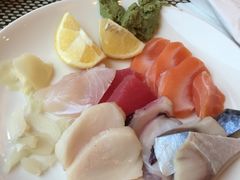 -南湖名都·景湖轩全日制餐厅·海鲜自助·东南亚风味·临湖而食