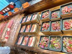 -黑金·寻焰自助百汇·烤肉·火锅(中街店)