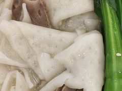 潮汕牛丸粿汁-金华安大酒楼·老牌潮菜·粤式茶点(东方国际店)