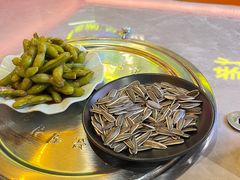-沪上名羊天下•烤羊腿•东北烧烤•小龙虾(浦东直营总店)