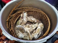 -蚝堡海鲜·威海菜·海肠捞饭·烧烤·亚洲吃蚝公司(幸福门店)