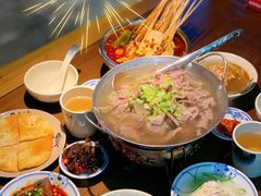 -肖四女乐山跷脚牛肉(南汇大学城生活广场店)