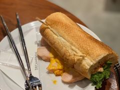 烟熏鸡肉法棍-DECAMERON十日谈(卓悦汇店)