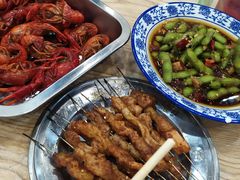 -江城燕子大排档(江汉路步行街店)