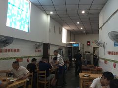 -雷祖芳老妈蹄花店