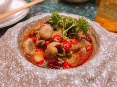 -蘑菇私房菜小馆(杨家坪西城天街店)