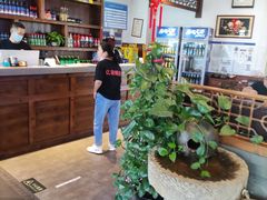 大堂-亿诣蝎府炸酱面羊蝎子火锅(酷车小镇店)