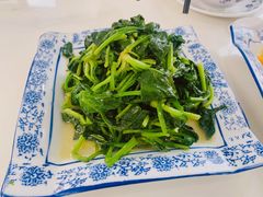 -七的湖·晚芳亭·阳澄湖农家菜·大闸蟹(莲花岛店)
