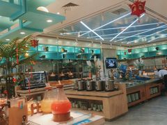 自助取餐区-绿岛港轩海鲜烤肉涮锅自助餐厅