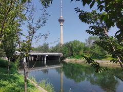 -中央广播电视塔