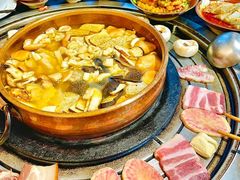 -阿山卓·野生菌火锅·纳西火塘烤肉