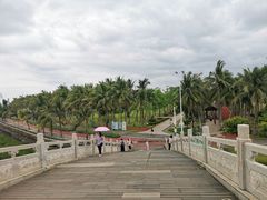 -万绿园
