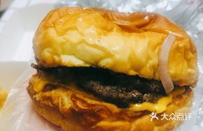 Creamy Mushroom Beef Burger