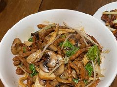 生爆牛肉面-寻裕记·现炒浇头面(人民广场店)