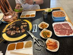 -碳香居烤肉