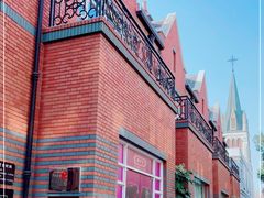 -钟书阁(松江泰晤士小镇店)