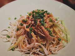 鸡丝凉面-成都娃娃花园餐厅 (南艺旗舰店)