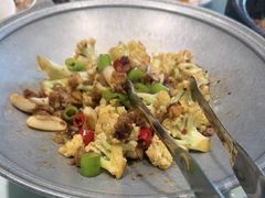 -海派美食·家宴海鲜青岛菜·石锅鲽鱼头(东方城店)