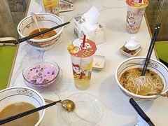 -弘束束柳州深巷螺蛳粉(珠江路店)