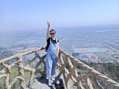 -鬼笑石后山停车场