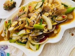 -覃记海鲜美食餐厅