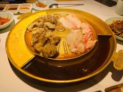 -猪啊牛呀羊啊铜盘烤肉(正大广场店)