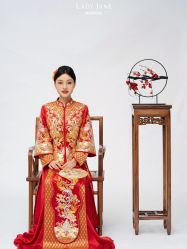 -Lady  Jane高端婚纱礼服馆