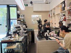-Dogi&kiki Coffee(中心商务大厦店)