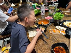 -呷哺呷哺 小火锅 (浦东新欧尚超市店)