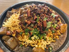 -包整·丝娃娃(一览甲秀楼风景店)