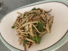 -松沪名灶·豆浆鱼头·新上海菜(飞航吾悦广场店)