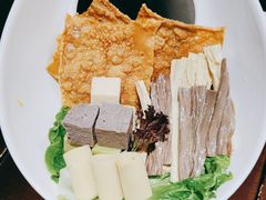 -煲王粤菜餐厅(中侨中心店)