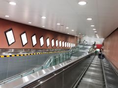 -花园桥(地铁站)