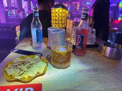 -喜鹊音乐酒馆(西街店)