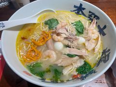 老母鸡汤虾仁面-李犟大爆鳝面·手工蟹黄包(湖滨西湖店)