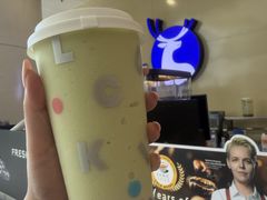 -瑞幸咖啡(绿地新都会9号楼店)