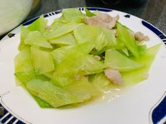 -南京悦客假日酒店