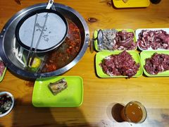 -养牛邓·潮汕牛肉海鲜自助火锅(广州店)