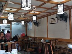 -街头顶黄记馄饨王(中山中路店)