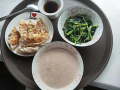 -悦芽照护月嫂+育儿嫂(杭州店)