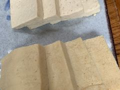 -毛辣果·贵州红酸汤牛肉火锅(西单店)