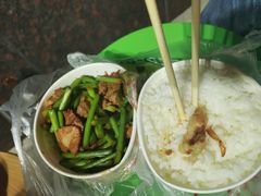 蒜苗炒回锅肉-东北特色菜馆(珞喻东路店)
