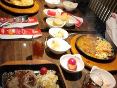 -豪享来牛排(人民店)