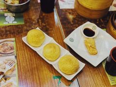 酥皮焗叉烧包-添好运点心专门店(中环IFC店)