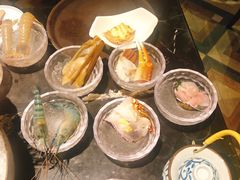 -半岛翡丽海鲜自助餐厅(观风亭店)