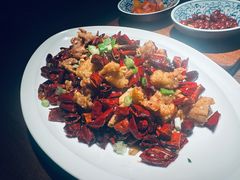 -肆海小川菜酒馆Wine Bistro (青年路店)